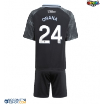 Otroški Nogometni dresi Aston Villa Amadou Onana #24 Gostujoči 2025-26 Kratek Rokav (+ Kratke hlače)